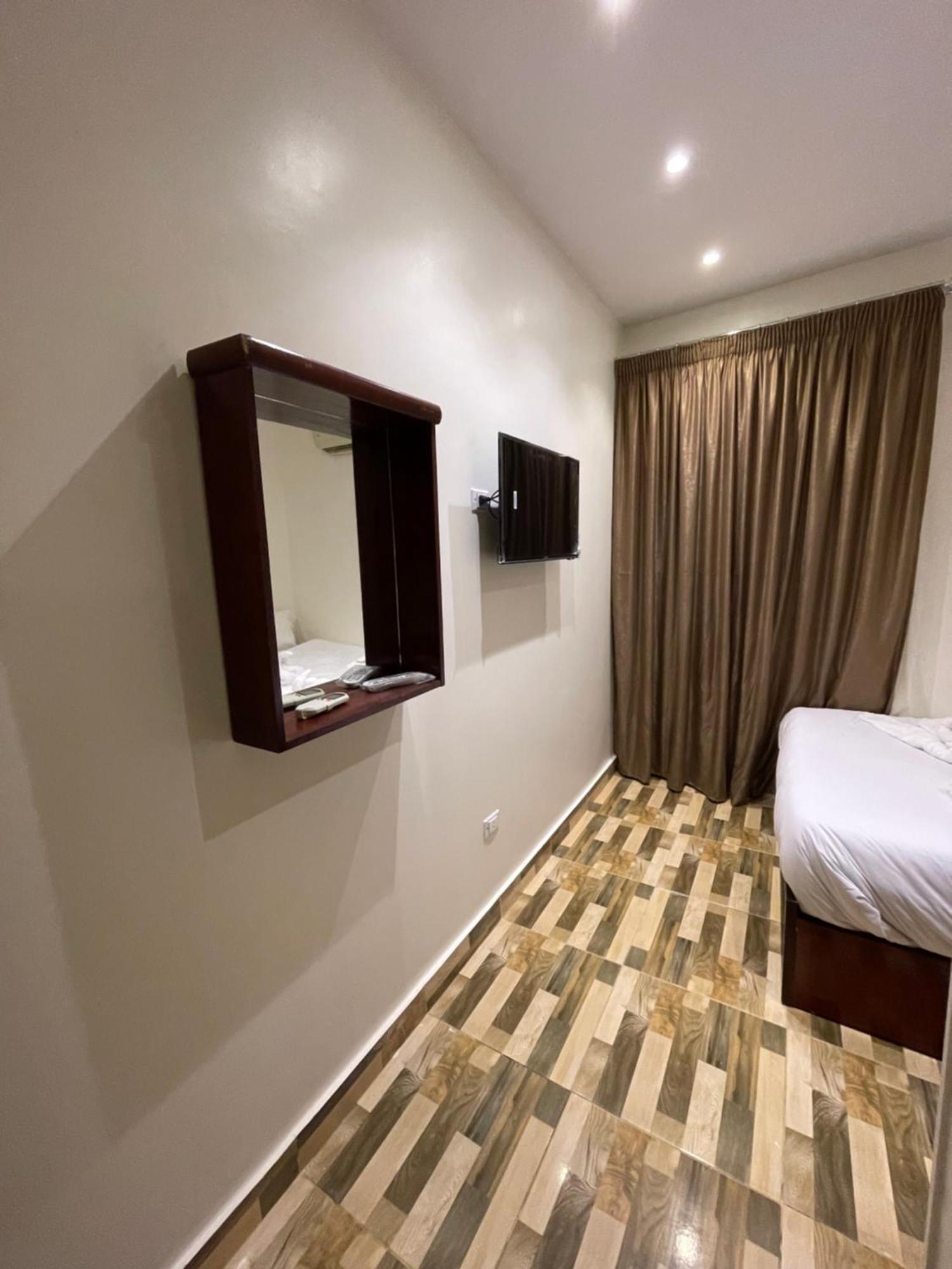 Kafret el-Gabal Basha Pyramids Inn المظهر الخارجي الصورة