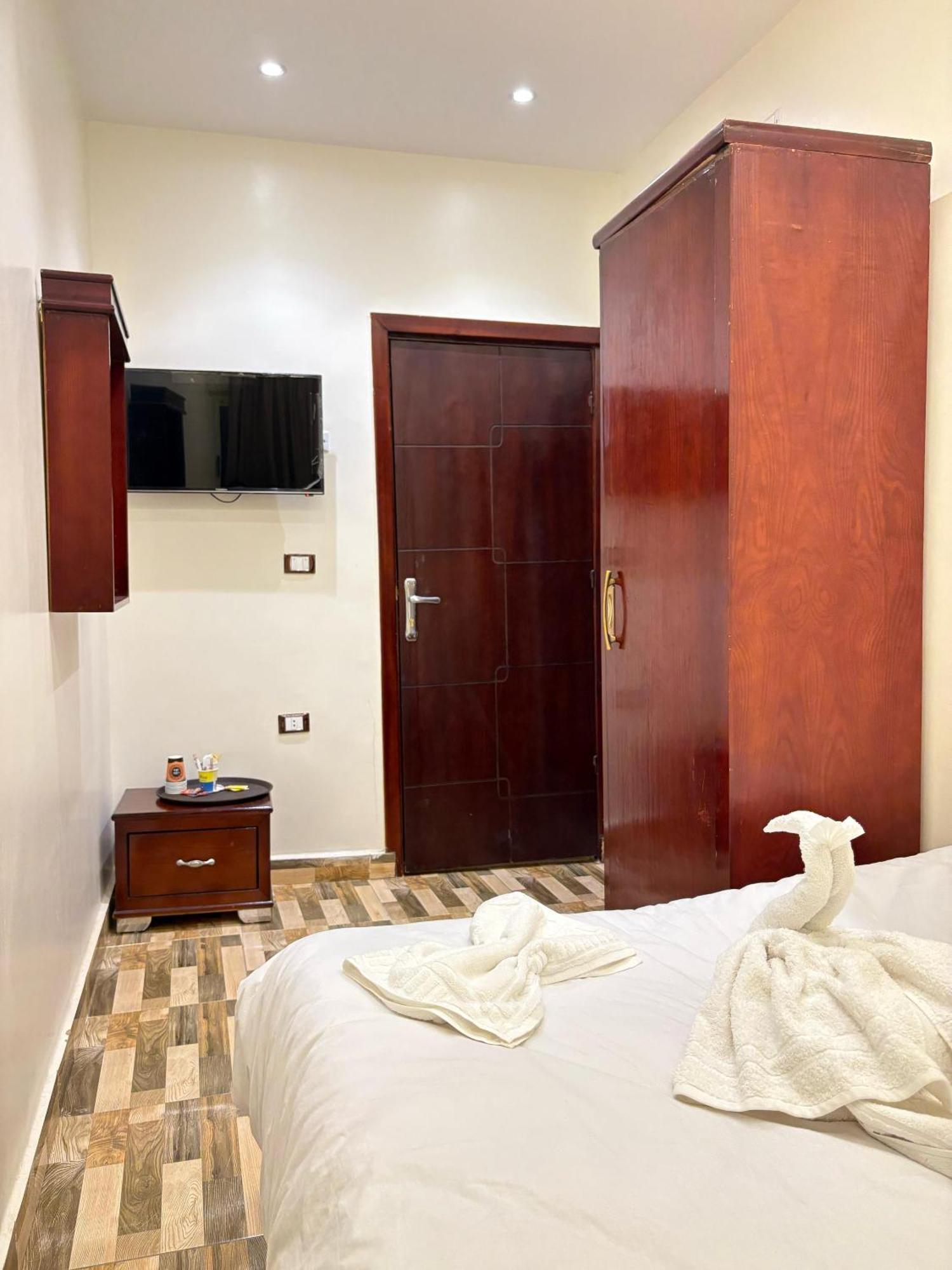 Kafret el-Gabal Basha Pyramids Inn المظهر الخارجي الصورة